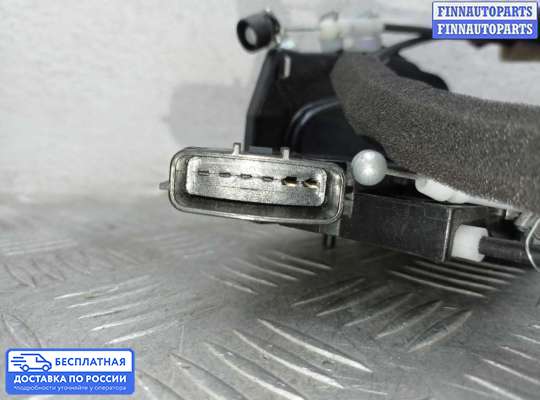 Замок боковой двери на Infiniti Q50 (V37)