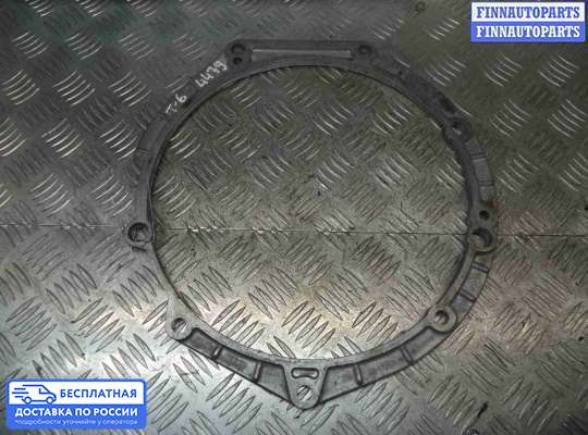 Крышка двигателя боковая на Volkswagen Transporter T6