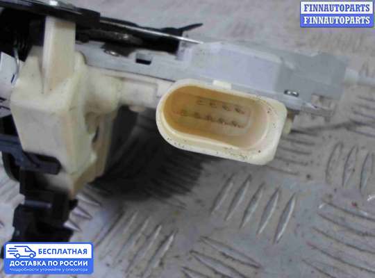 Замок боковой двери на Audi Q7 (4L)