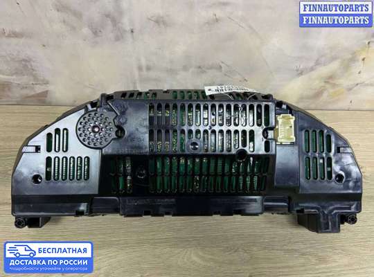 Щиток приборов на Mercedes-Benz C (W204)