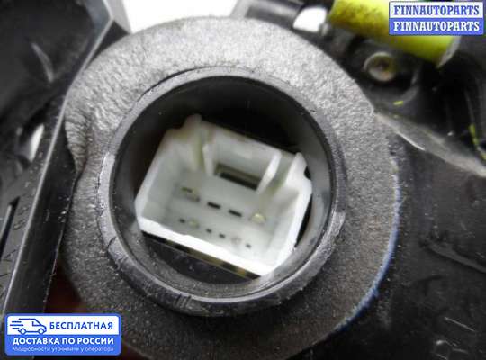 Замок боковой двери на Toyota Venza (GV10)