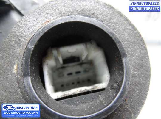 Замок боковой двери на Toyota Camry XV40