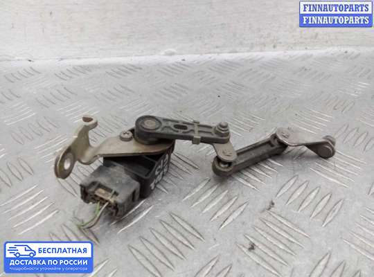 Датчик дорожного просвета на BMW 5 (F10/F11)