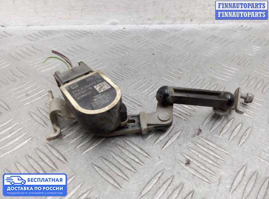 Датчик дорожного просвета на BMW 5 (F10/F11)