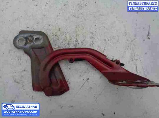 Петля капота на Ford Kuga II / Escape III