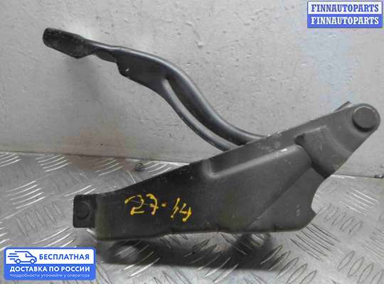 Петля капота на Hyundai Sonata VI (YF)