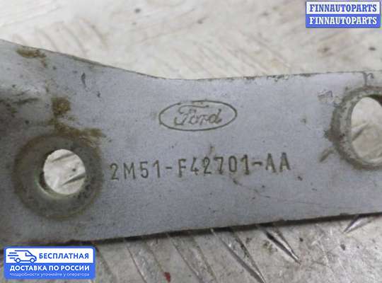 Петля крышки багажника на Ford Focus I