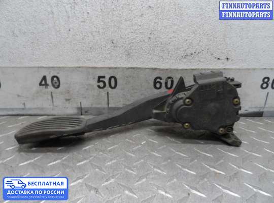 Педальный узел (педаль) на Volvo S60 I | V70 II (P2)