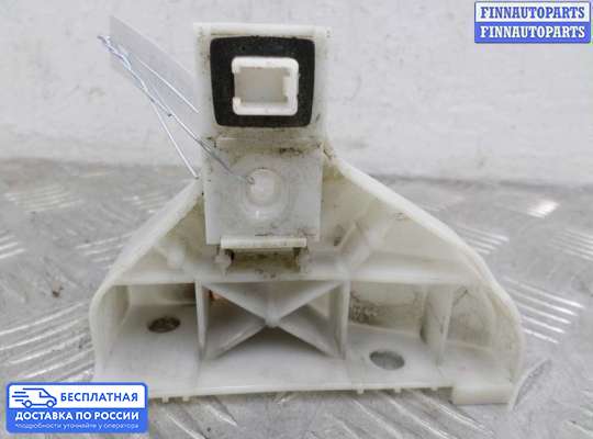 Кронштейн бампера на Mazda CX-7