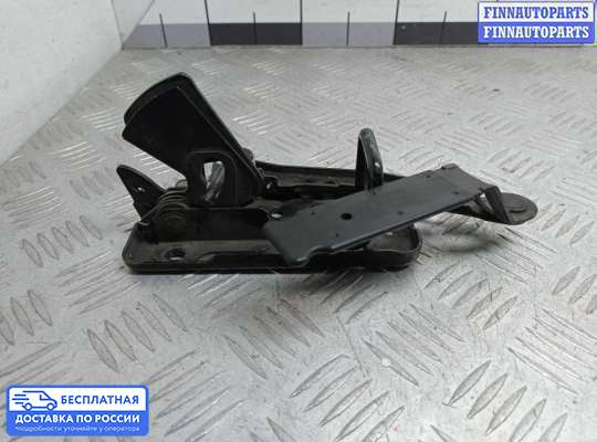 Замок капота на Volkswagen Phaeton (3D)