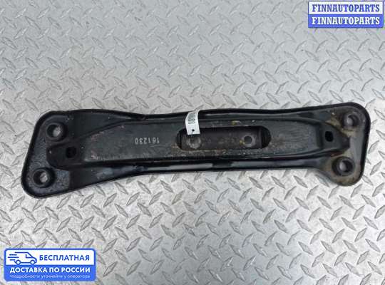 Кронштейн КПП на Infiniti Q50 (V37)