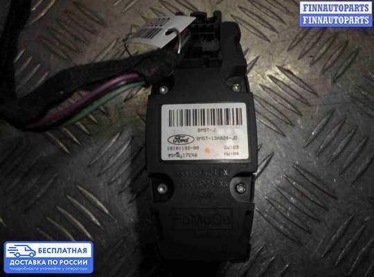 Переключатель света на Ford Kuga II / Escape III