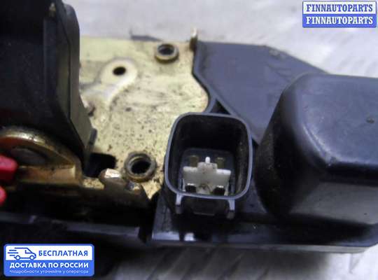 Замок боковой двери на Jeep Grand Cherokee III (WK, WH)