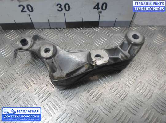 Кронштейн ДВС (лапа) на Mercedes-Benz S (W222)