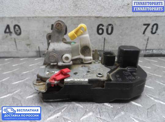Замок боковой двери на Jeep Grand Cherokee III (WK, WH)