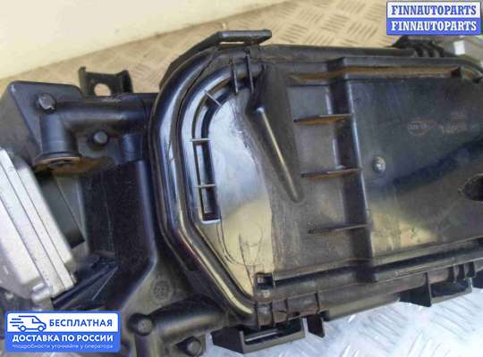 Фара передняя на Audi A6 (C6)
