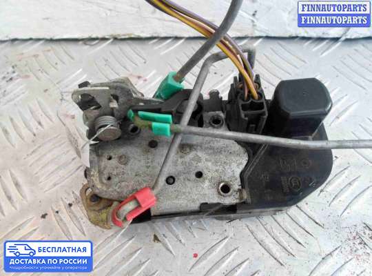 Замок боковой двери на Jeep Cherokee II / Liberty (KJ)