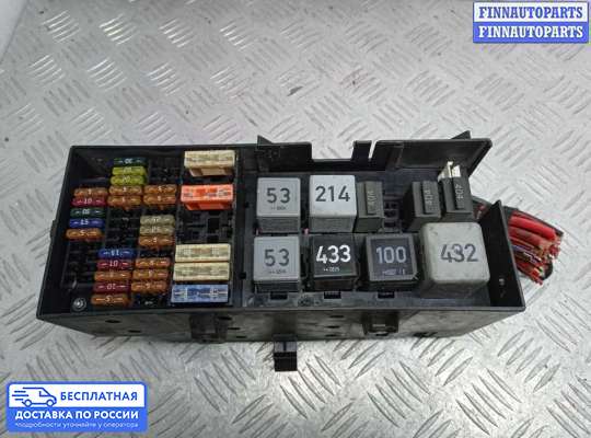Блок предохранителей на Volkswagen Phaeton (3D)