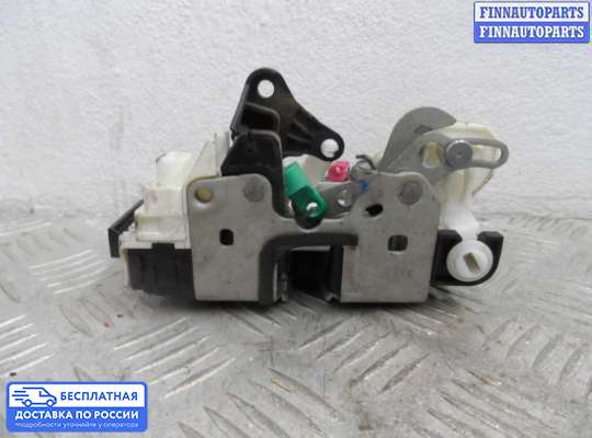 Замок боковой двери на Dodge RAM IV (DS/DJ)