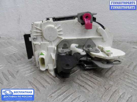 Замок боковой двери на Dodge RAM IV (DS/DJ)