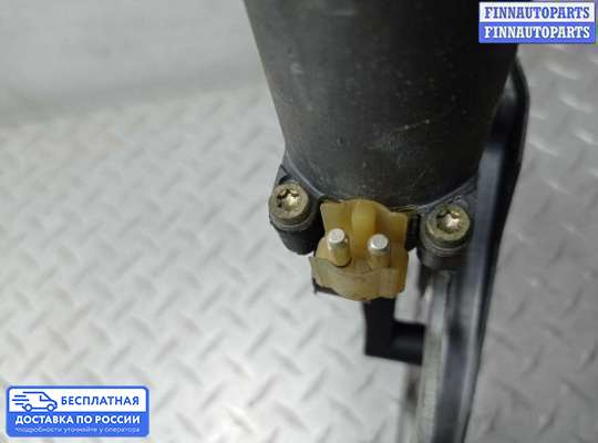 Стеклоподъемник электрический на Mercedes-Benz C (W202)