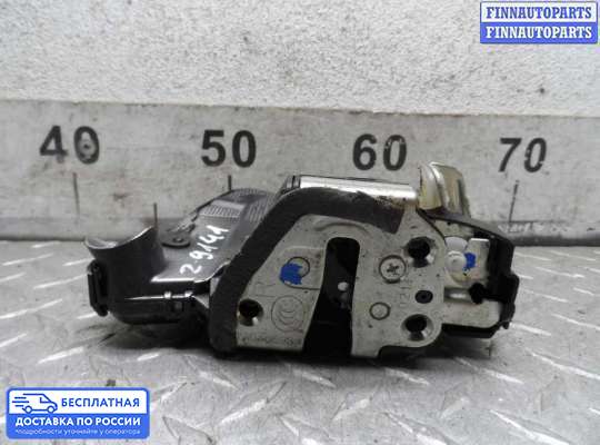 Замок боковой двери на Toyota Camry XV40