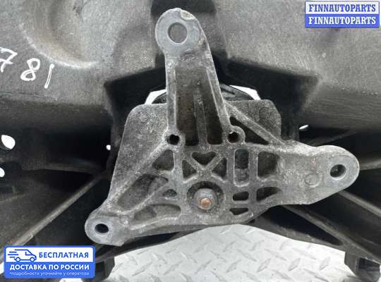 Подушка КПП на Audi Q5 (8R)