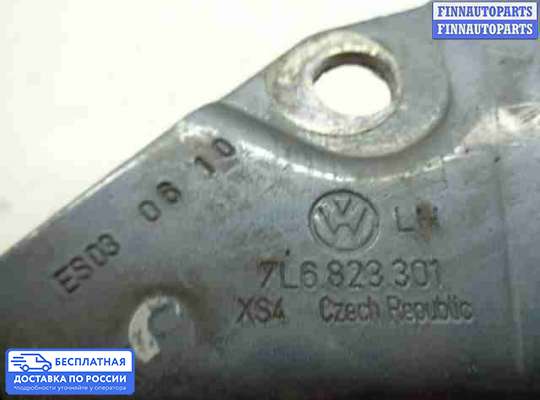 Петля капота на Volkswagen Touareg I (7L)