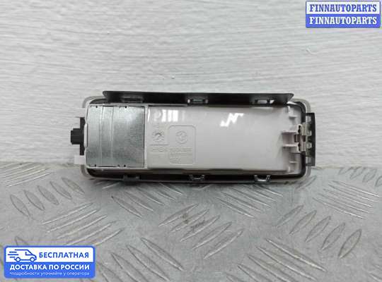 Фонарь салона (плафон) на BMW X1 (E84)