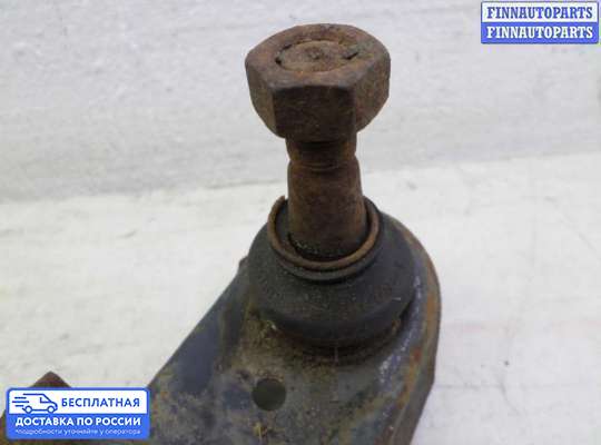 Рычаг подвески на Nissan Primera (P12)