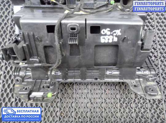 Бардачок (вещевой ящик) на Volvo XC90 II
