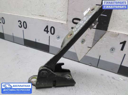 Петля капота на Mitsubishi Pajero III