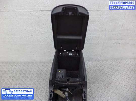 Подлокотник на Infiniti Q50 (V37)