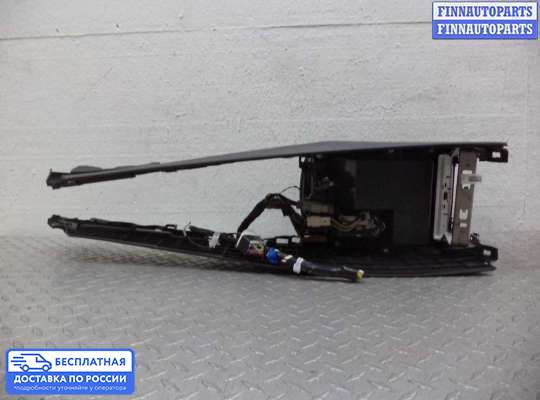 Подлокотник на Infiniti Q50 (V37)