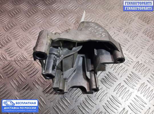 Кронштейн ДВС (лапа) на Hyundai Genesis I (BH)