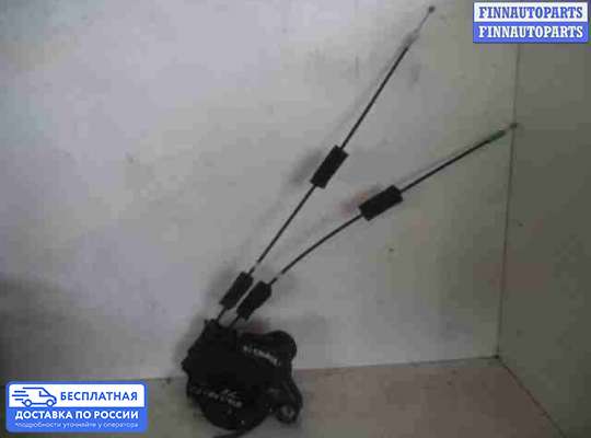 Замок боковой двери на Toyota FJ Cruiser