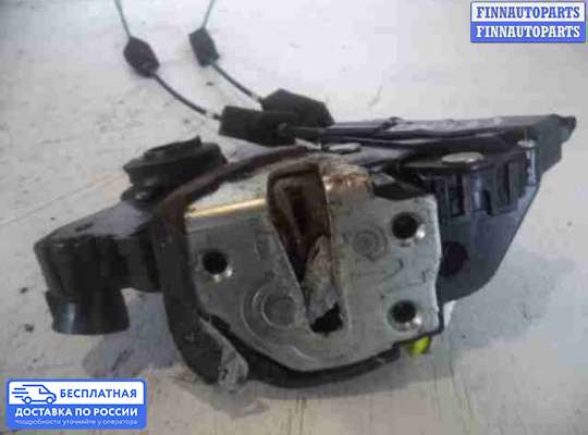 Замок боковой двери на Toyota FJ Cruiser