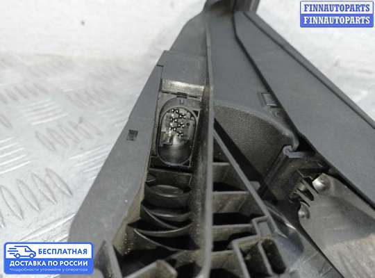 Педальный узел (педаль) на BMW X5 (E70)