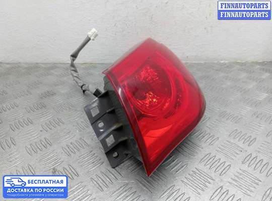 Фонарь задний на Infiniti Q50 (V37)