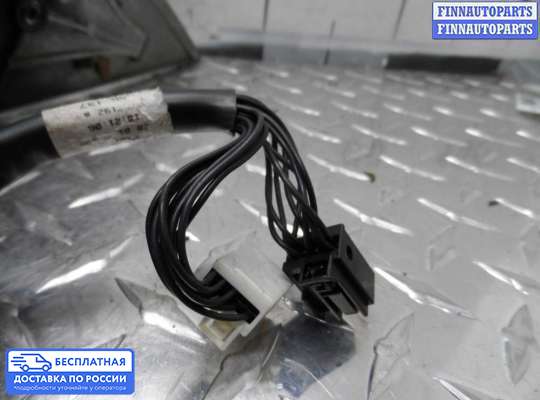 Зеркало боковое на Mercedes-Benz S (W221)