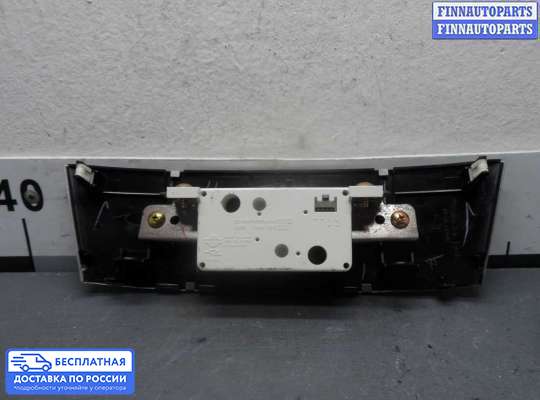 Часы на Infiniti FX I (S50)