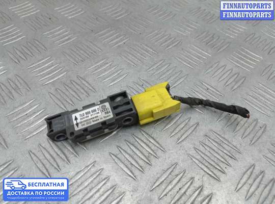 Датчик удара (Airbag) на Volkswagen Phaeton (3D)