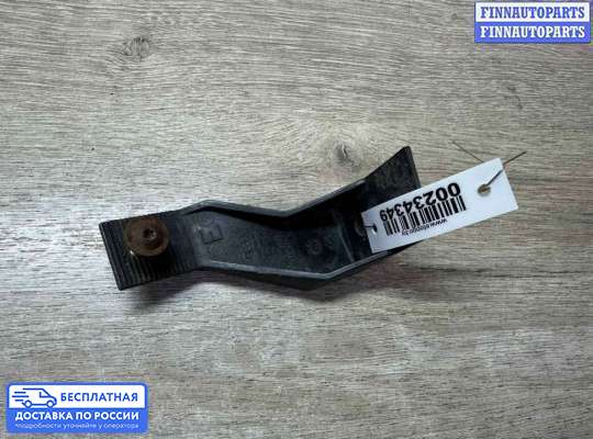 Кронштейн бампера на Audi A4 (8E/8H, B6)