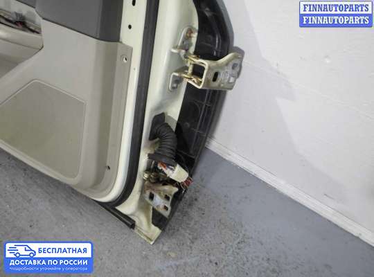 Замок боковой двери на Chrysler 300C I (LX)