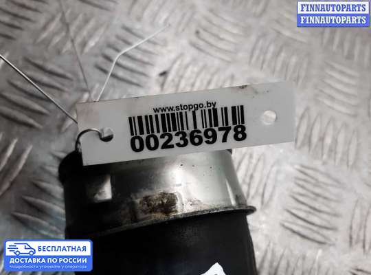 Воздухозаборник на Volkswagen Passat CC (357)