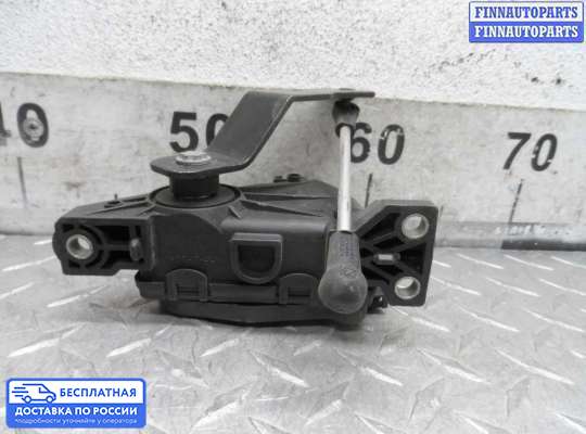 Педальный узел (педаль) на Volkswagen Transporter T5