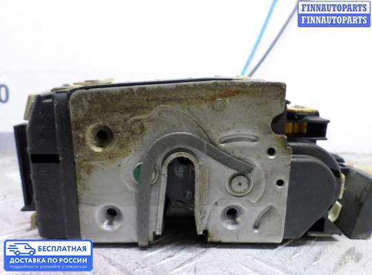 Замок боковой двери на Mercedes-Benz C (W204)