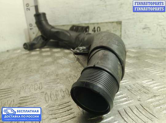 Воздухозаборник на Volkswagen Passat B6 (3C)