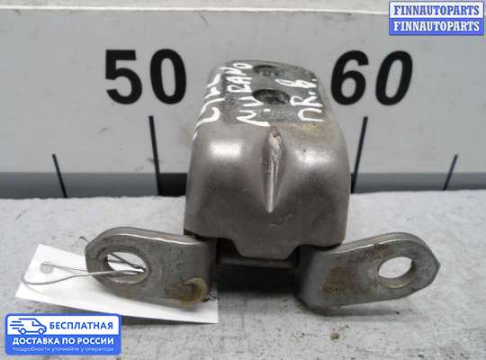 Петля двери на Nissan Murano II (Z51)