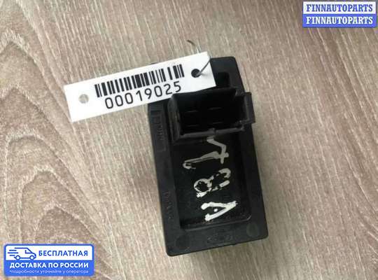 Резистор (сопротивление) отопителя на Ford Focus I